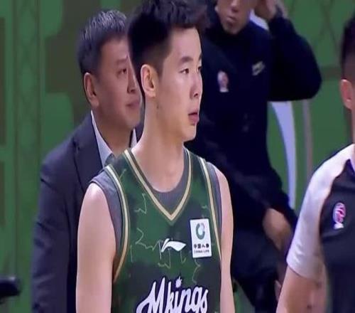 欧冠第二阶,费耶诺德轻,松战果盘点,千亿体育官方,千亿体育在线官网,千亿体育线上,千亿体育APP