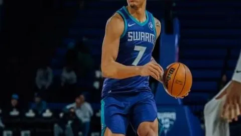 摔跤竞技，友谊为尊